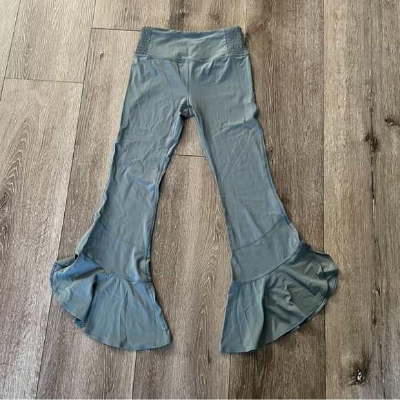 Free People FP Movement Starlight Flared Pants Small - Picture 3 of 13